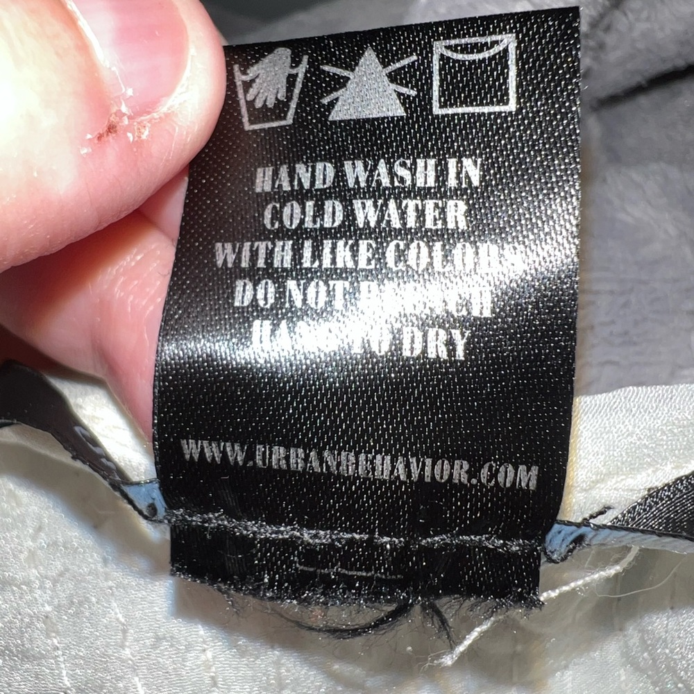 Urban Behaviour Sequin Racer Back Tank - Picture 7 of 8